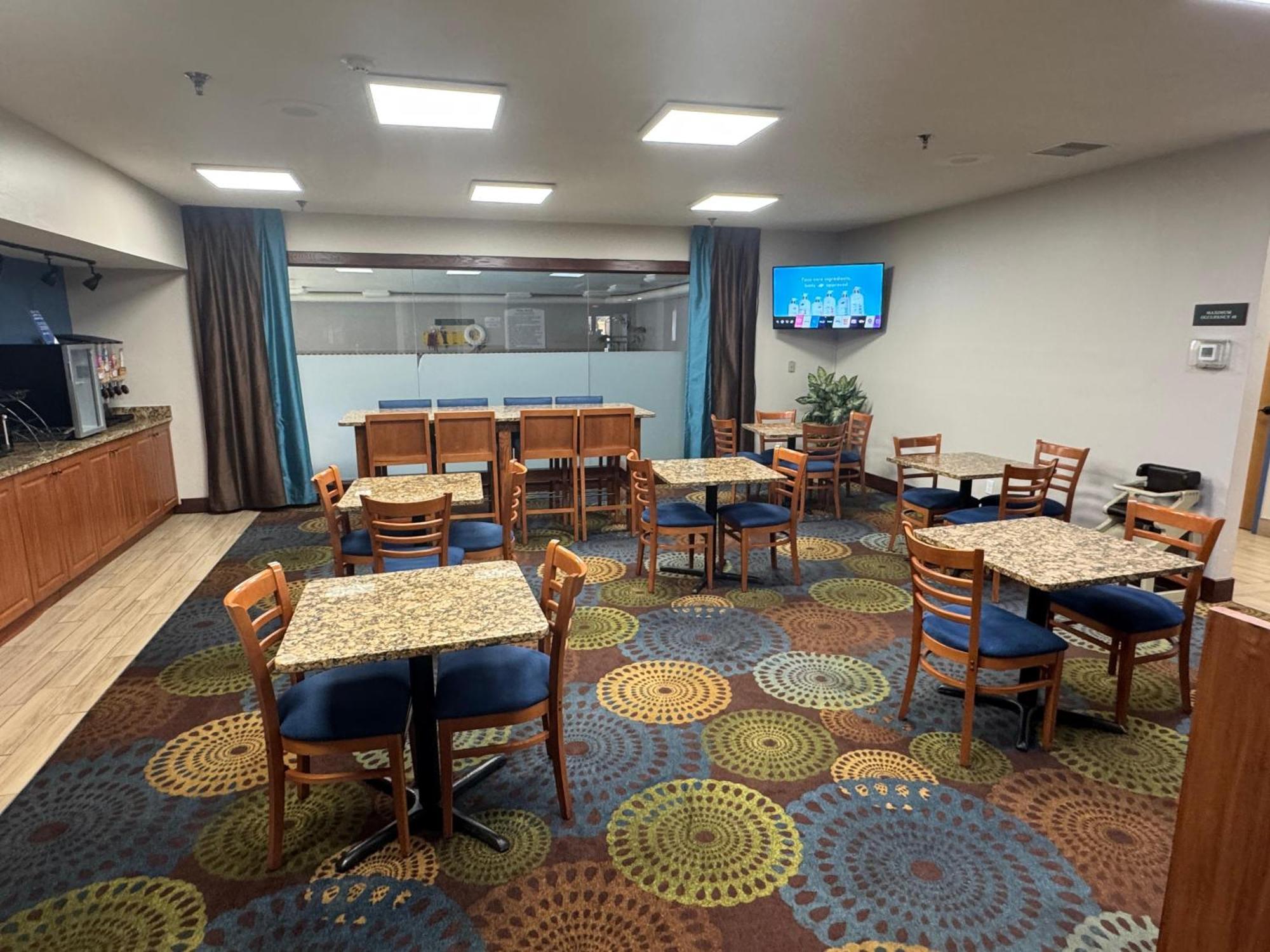 Baymont By Wyndham Mishawaka South Bend Area Hotel Exterior photo