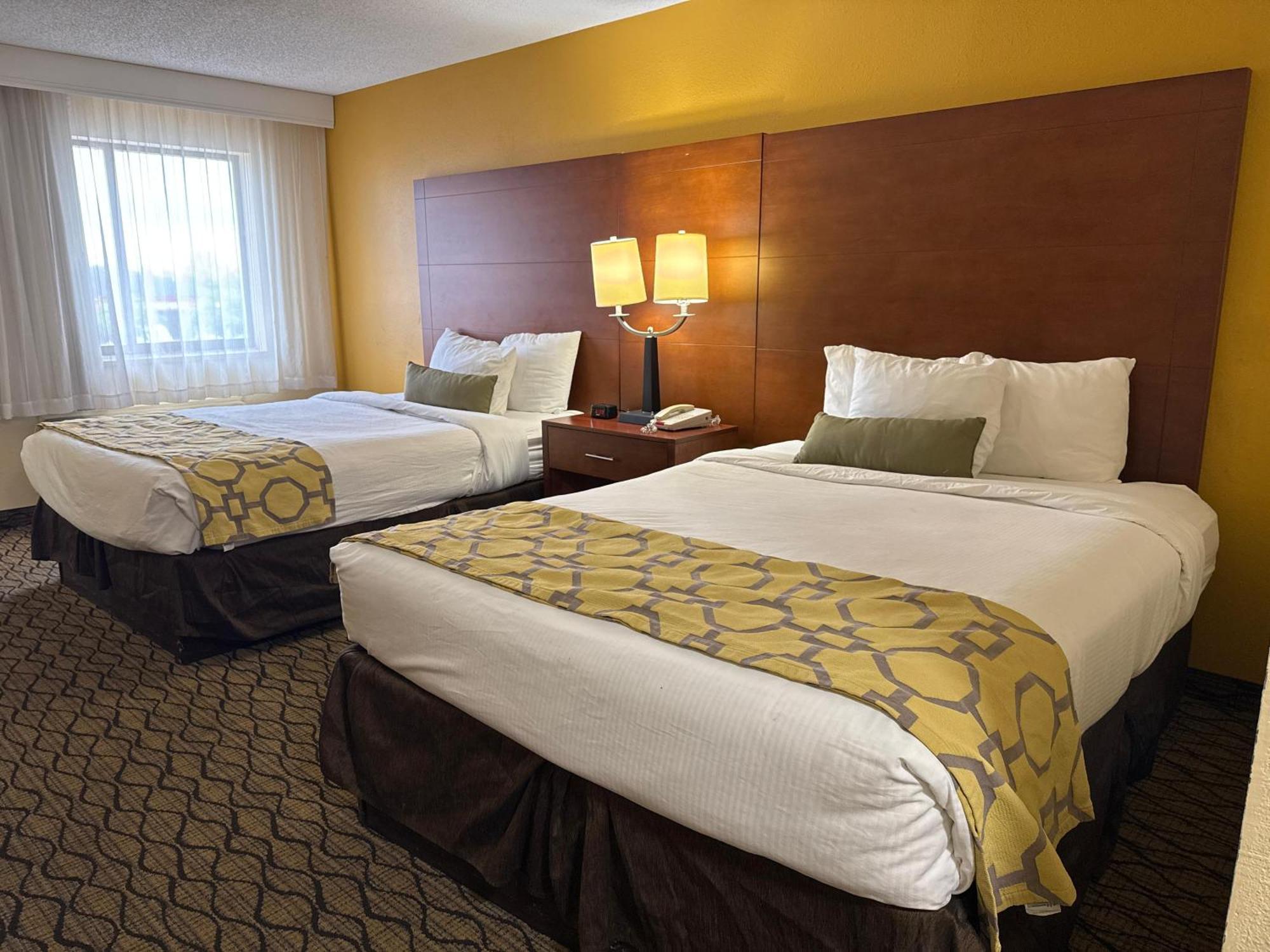 Baymont By Wyndham Mishawaka South Bend Area Hotel Exterior photo