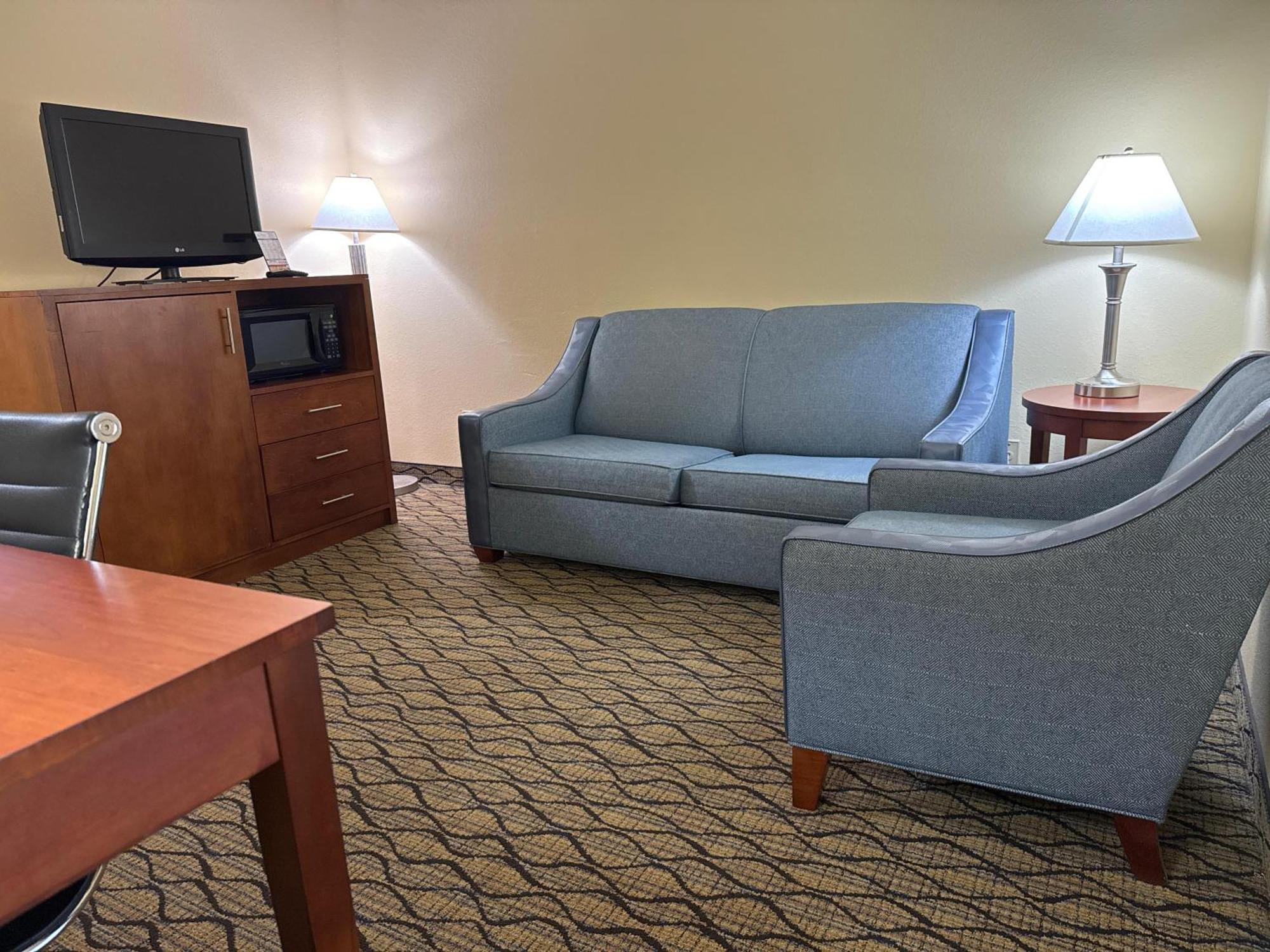 Baymont By Wyndham Mishawaka South Bend Area Hotel Exterior photo